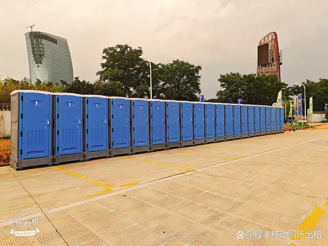 南京金属雕花移动厕所租赁可租可售,南京工地移动卫生间出租工艺精良